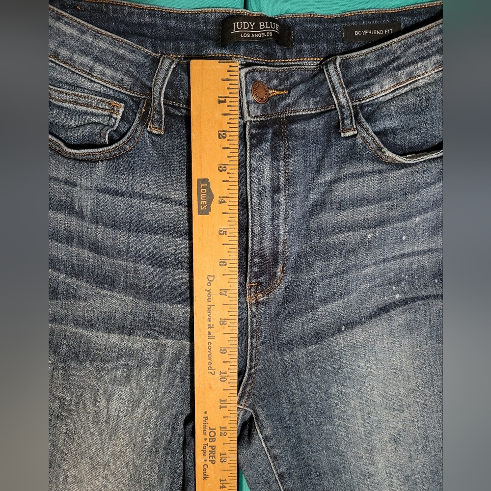 Judy Blue Boyfriend Fit Bleach Splatter Detail Medium Wash Size 31 Straight Leg - Picture 11 of 11
